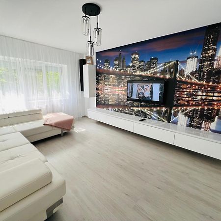 The White Pearl Apartment Oradea Luaran gambar